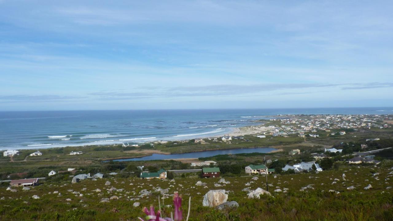 The Trailhouse Hotel Bettyʼs Bay Exterior foto