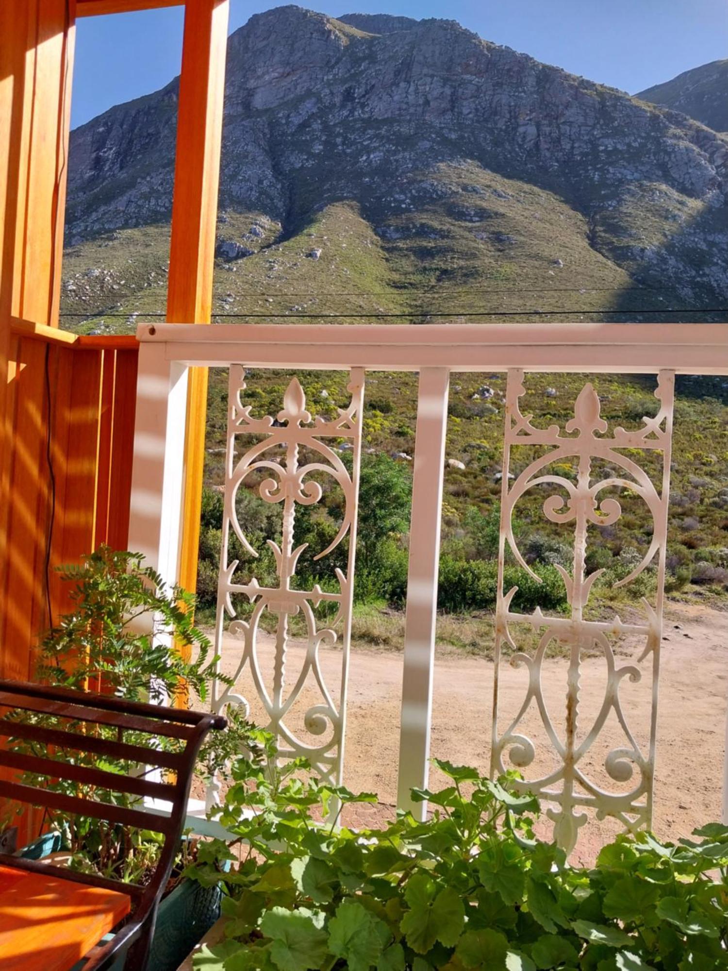 The Trailhouse Hotel Bettyʼs Bay Exterior foto
